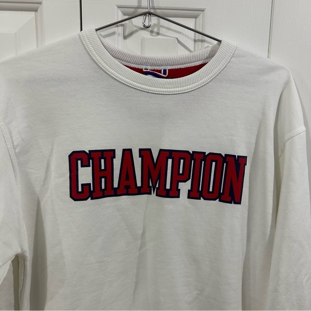 Champion Logo Crewneck - Picture 2 of 8